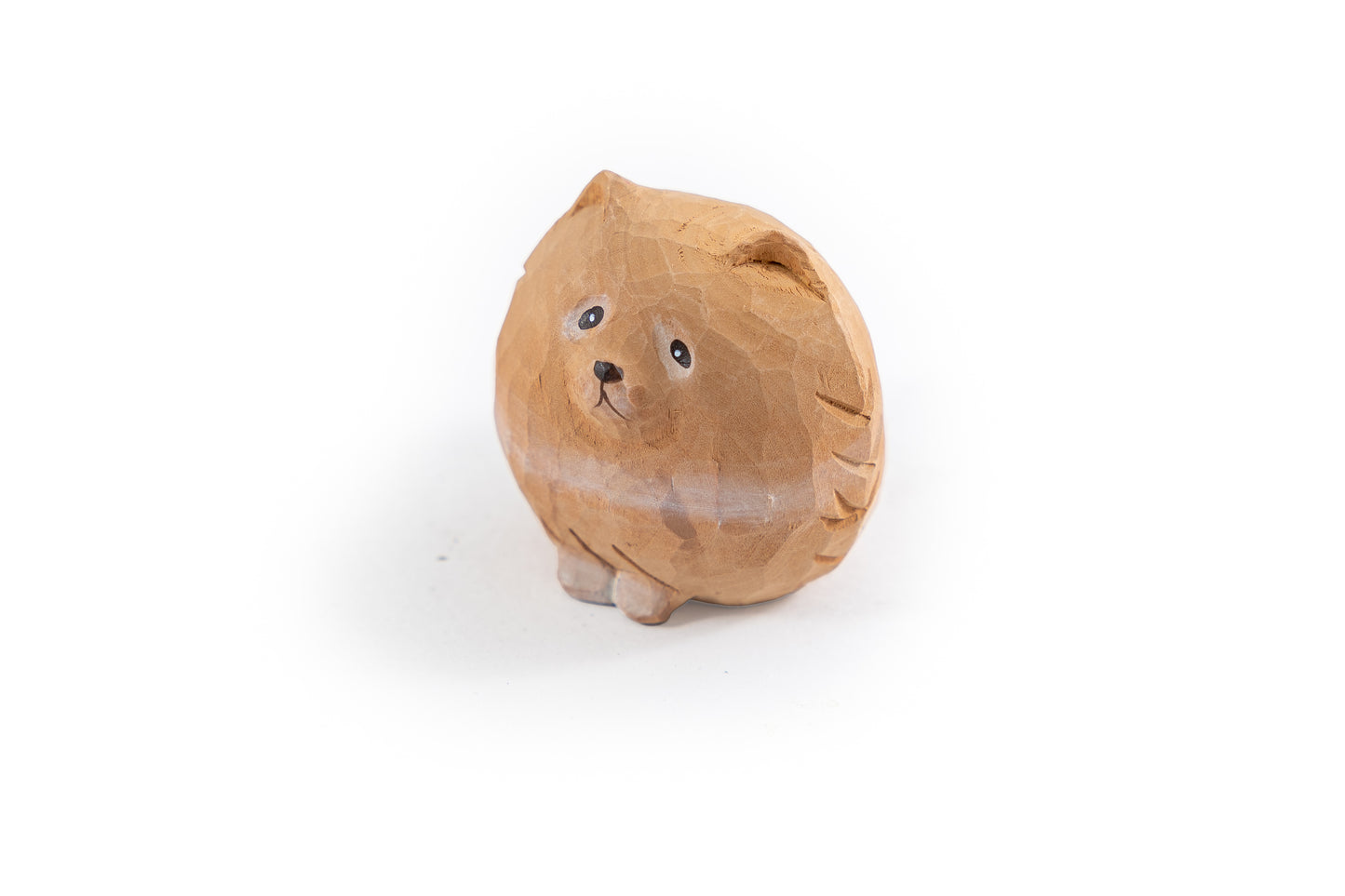 Islandoffer Bass Wooden Carving Pomeranian